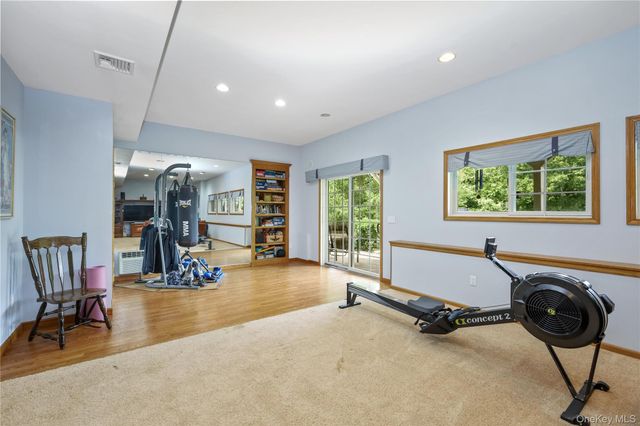 20 Parkview Circle, Carmel, NY 10512