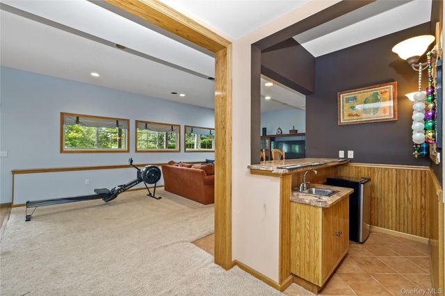 20 Parkview Circle, Carmel, NY 10512