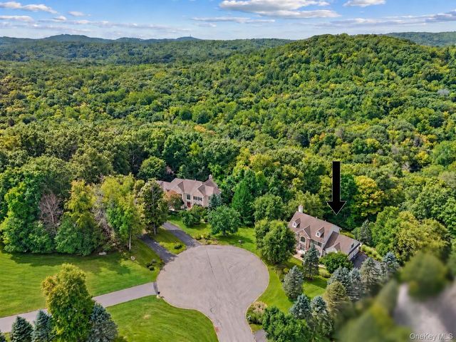 20 Parkview Circle, Carmel, NY 10512