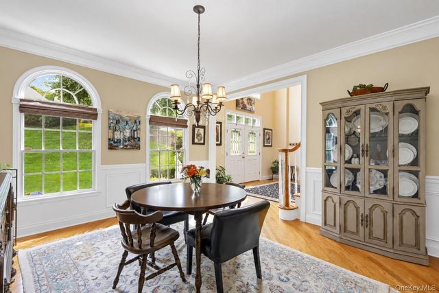 20 Parkview Circle, Carmel, NY 10512