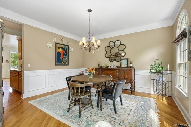20 Parkview Circle, Carmel, NY 10512