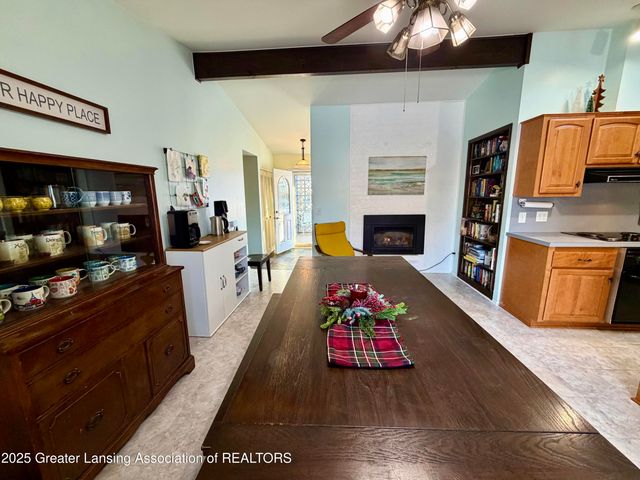 1923 Gay Lane, Lansing, MI 48912