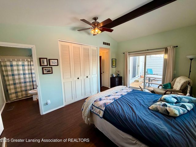 1923 Gay Lane, Lansing, MI 48912