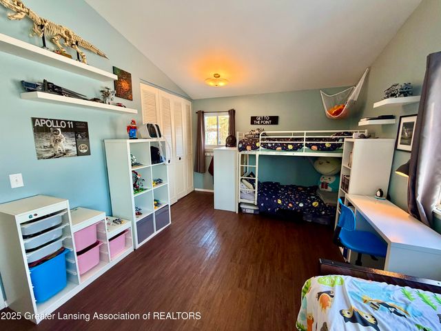 1923 Gay Lane, Lansing, MI 48912