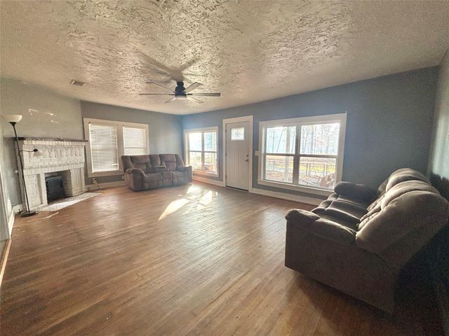 408 W Elder Street, Colmesneil, TX 75938