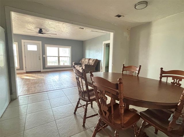 408 W Elder Street, Colmesneil, TX 75938