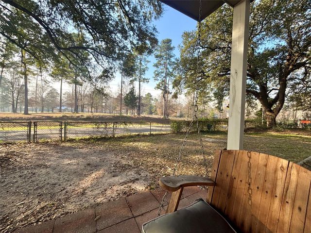 408 W Elder Street, Colmesneil, TX 75938