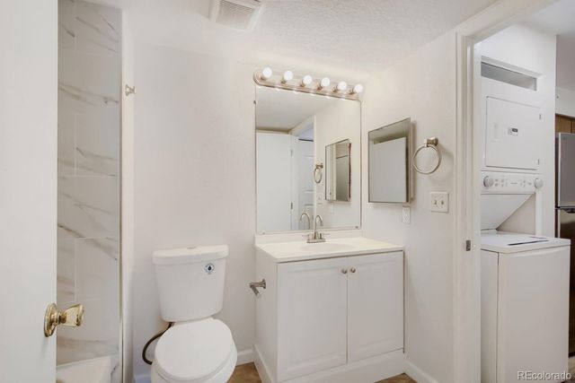 8813 Colorado Boulevard 206, Thornton, CO 80229
