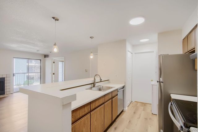 8813 Colorado Boulevard 206, Thornton, CO 80229