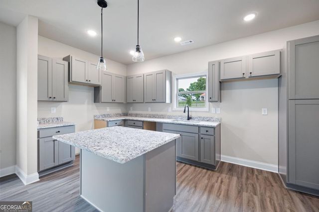 107 Winston Way, Carrollton, GA 30117
