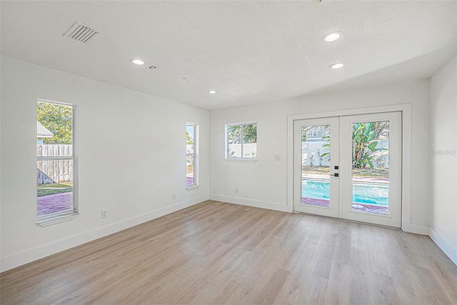 11707 CYPRESS PARK STREET, Tampa, FL 33624