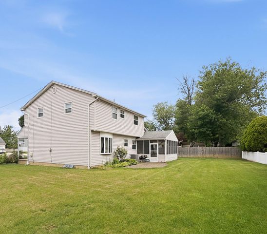 36 REGENT RD, Cherry Hill, NJ 08003