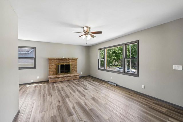 618 E Conant Street, Portage, WI 53901