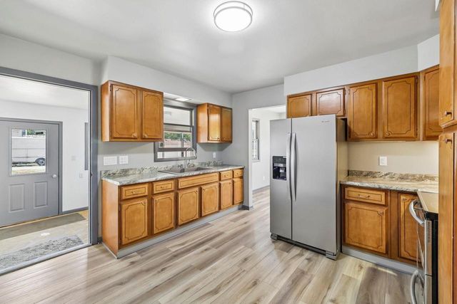 618 E Conant Street, Portage, WI 53901