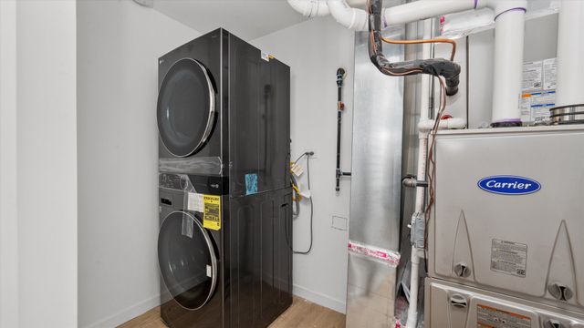 2353 N Springfield Avenue 2, Chicago, IL 60647