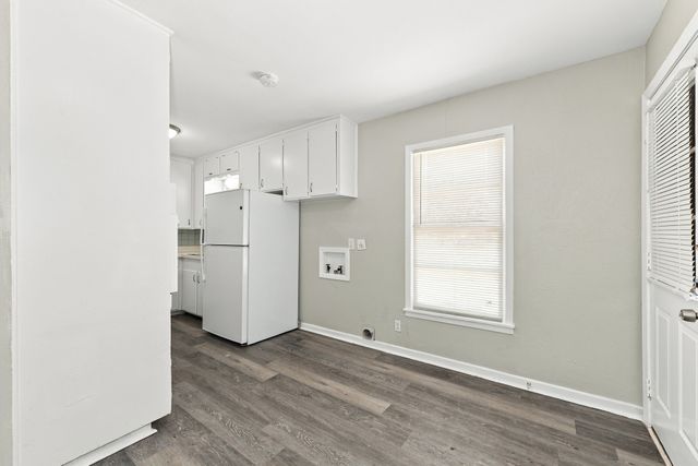 549 Lorna Street, Burleson, TX 76028