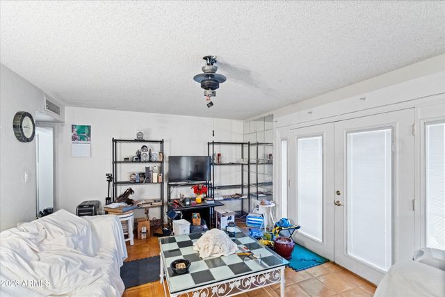 845 S VALENCIA --, Mesa, AZ 85202