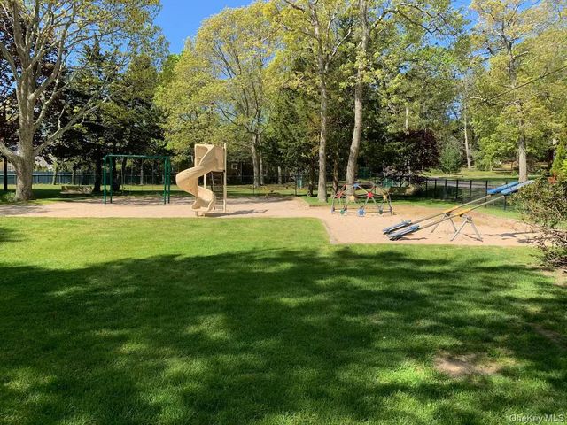 1240 West Road, Cutchogue, NY 11935