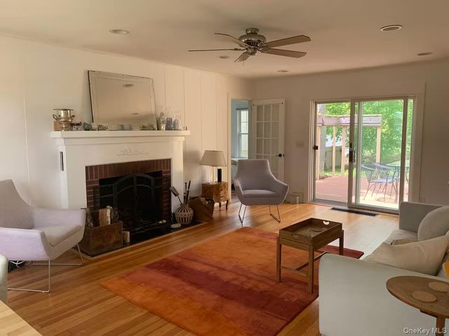 1240 West Road, Cutchogue, NY 11935