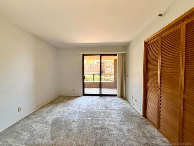 230 W Laurel St 204, San Diego, CA 92101