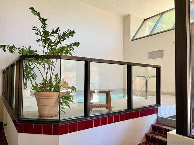 230 W Laurel St 204, San Diego, CA 92101