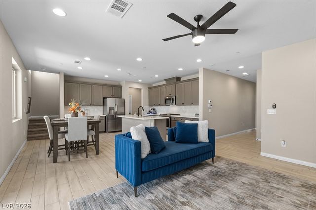 9452 Lunar Ray Street, Las Vegas, NV 89143