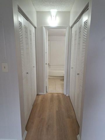 2701 Riverside Drive 311B, Coral Springs, FL 33065