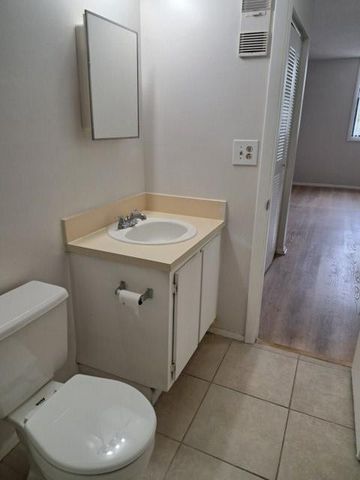 2701 Riverside Drive 311B, Coral Springs, FL 33065