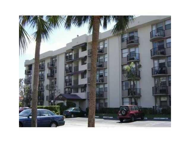 2701 Riverside Drive 311B, Coral Springs, FL 33065