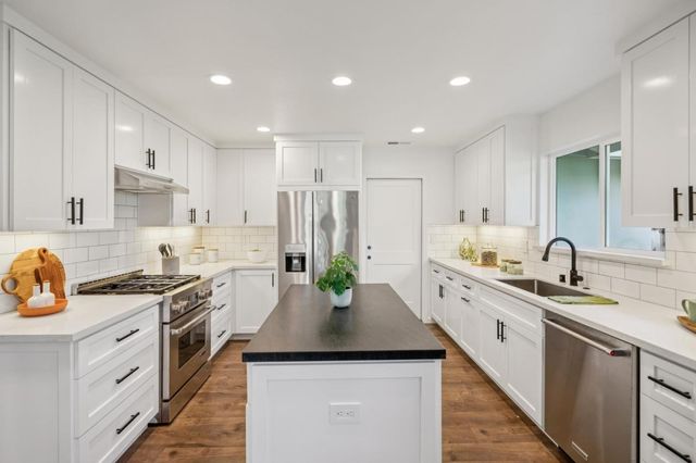 1666 Swallow Drive, Sunnyvale, CA 94087