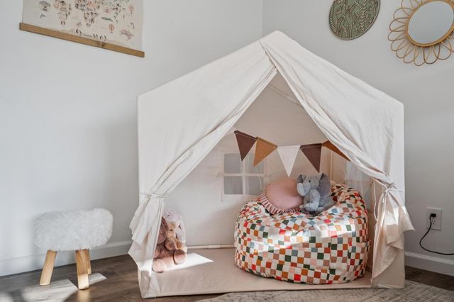 1666 Swallow Drive, Sunnyvale, CA 94087