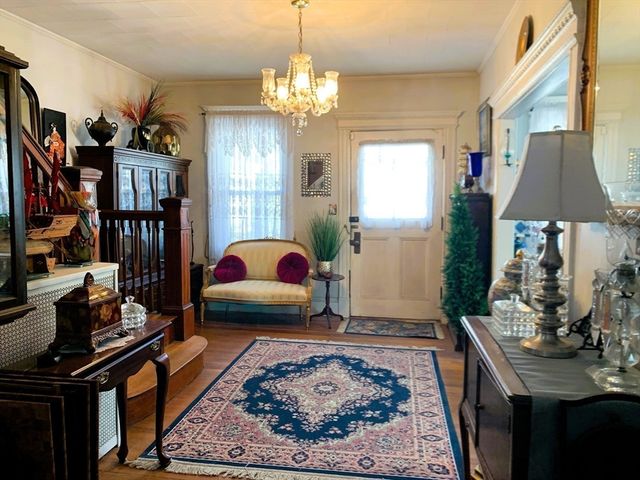 97 Hoyt Avenue, Lowell, MA 01852