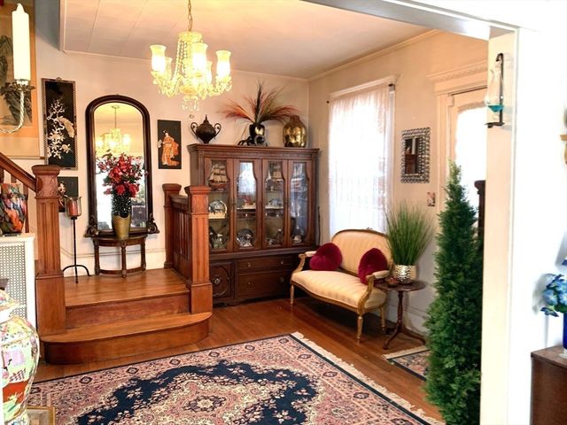 97 Hoyt Avenue, Lowell, MA 01852