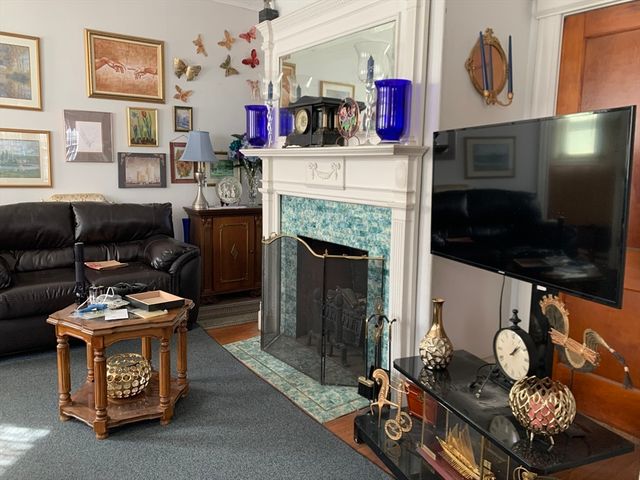 97 Hoyt Avenue, Lowell, MA 01852