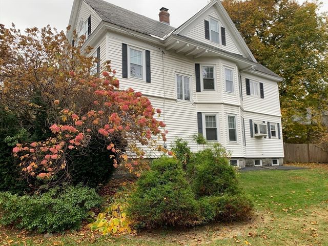 97 Hoyt Avenue, Lowell, MA 01852