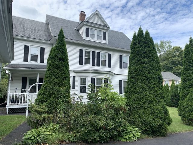 97 Hoyt Avenue, Lowell, MA 01852