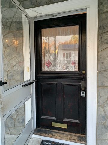 97 Hoyt Avenue, Lowell, MA 01852