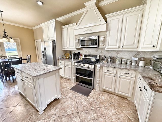 19668 Desna Dr, Porter, TX 77365