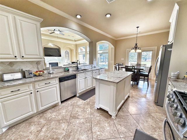 19668 Desna Dr, Porter, TX 77365