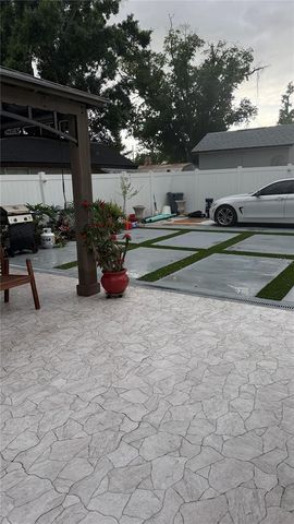 2106 W CLUSTER AVENUE, Tampa, FL 33604