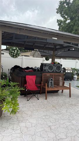 2106 W CLUSTER AVENUE, Tampa, FL 33604