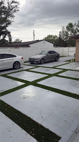 2106 W CLUSTER AVENUE, Tampa, FL 33604