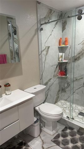 2106 W CLUSTER AVENUE, Tampa, FL 33604