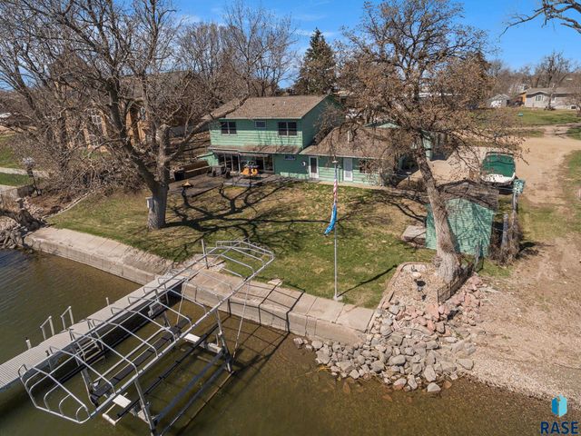 6111 Dakota Ave Avenue, Madison, SD 57042