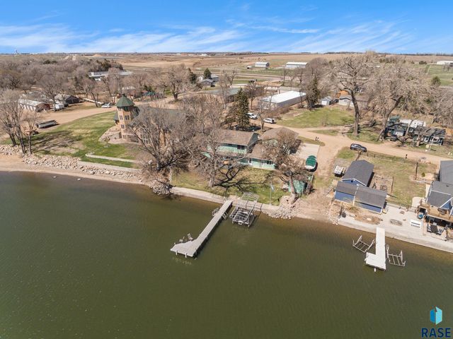 6111 Dakota Ave Avenue, Madison, SD 57042