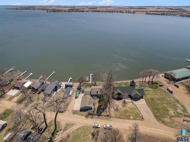 6111 Dakota Ave Avenue, Madison, SD 57042