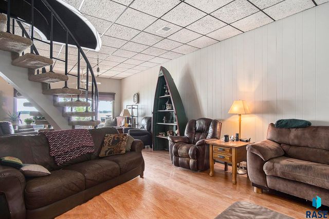 6111 Dakota Ave Avenue, Madison, SD 57042