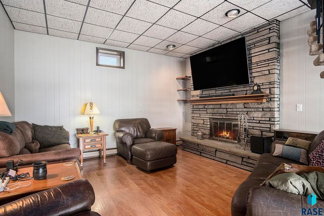 6111 Dakota Ave Avenue, Madison, SD 57042