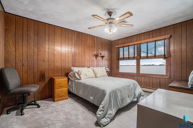 6111 Dakota Ave Avenue, Madison, SD 57042