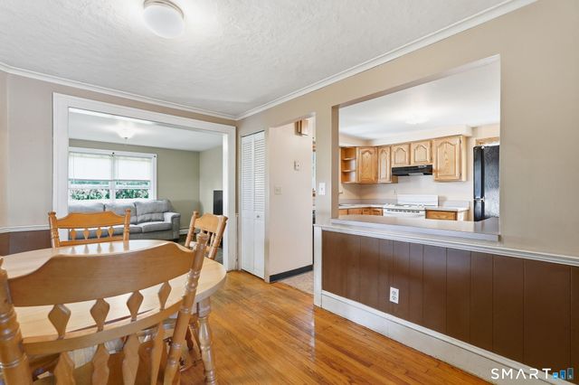 31 Starkweather Street, Manchester, CT 06042